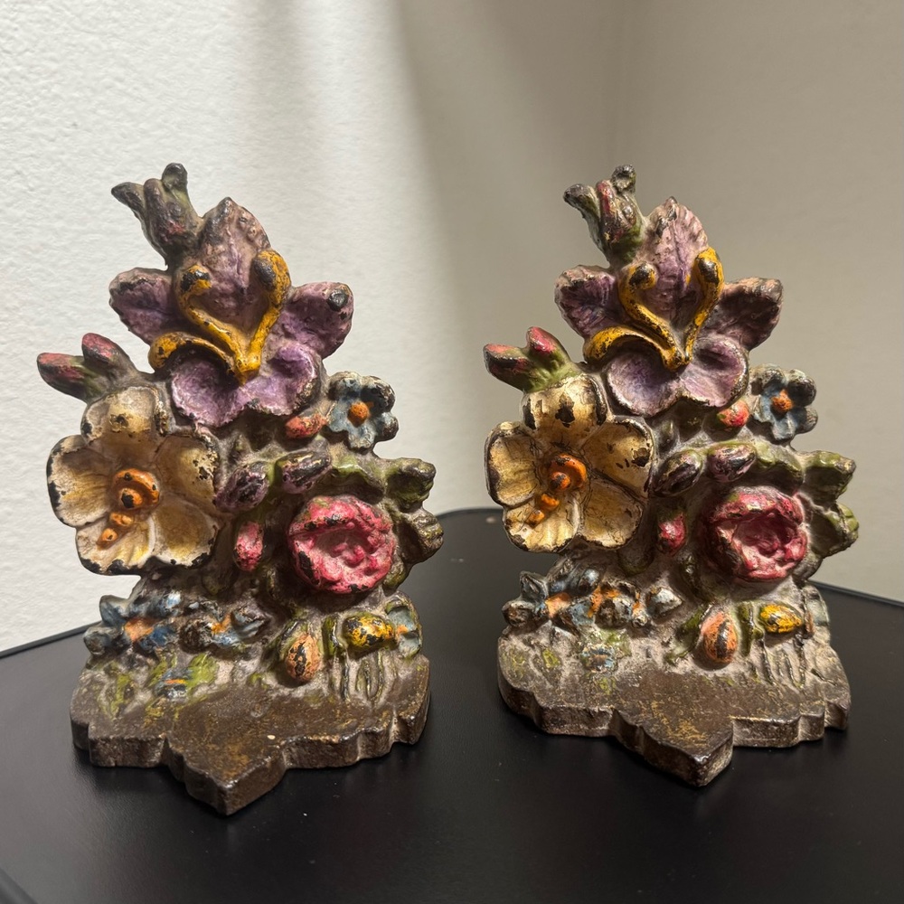 Floral Cast Iron Door Stops - Picture 2 of 4